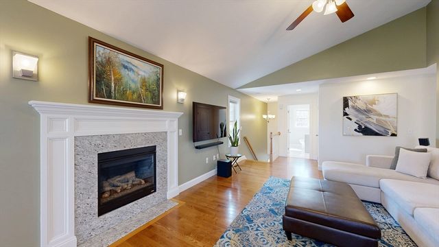 23 Upton Street, Millbury, MA 01527