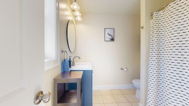 23 Upton Street, Millbury, MA 01527