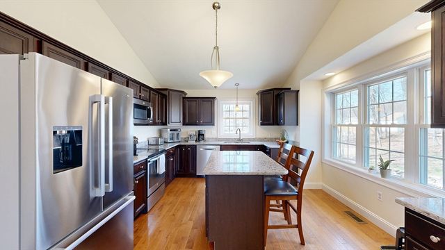 23 Upton Street, Millbury, MA 01527