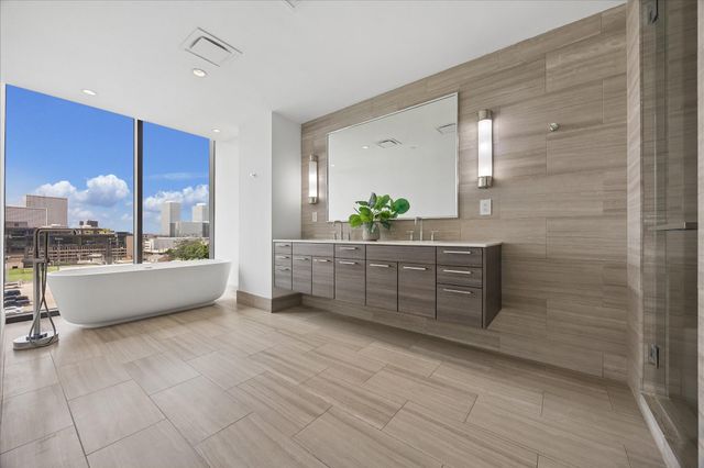 3433 Westheimer Road 702, Houston, TX 77027