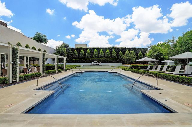 3433 Westheimer Road 702, Houston, TX 77027