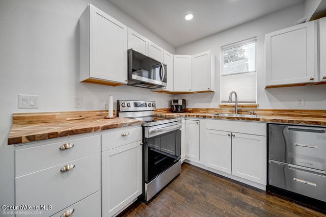 1812 E FRONT AVE, Coeur D'alene, ID 83814