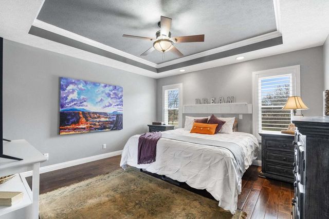 3550 W Morningside Place, Springfield, MO 65807