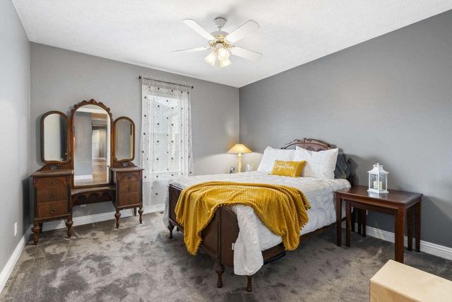 3550 W Morningside Place, Springfield, MO 65807