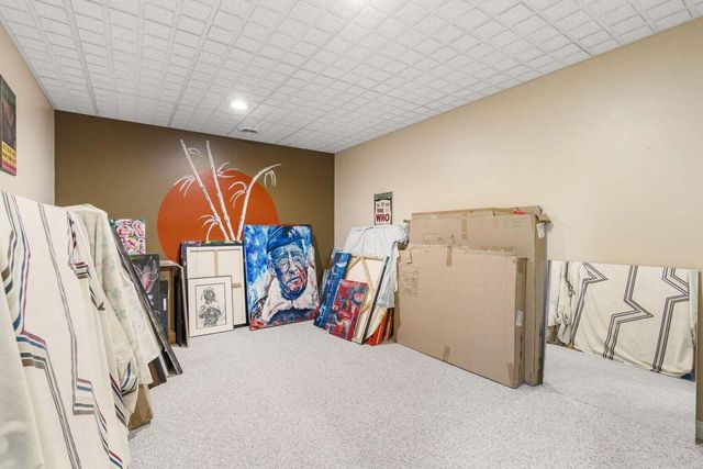 3550 W Morningside Place, Springfield, MO 65807