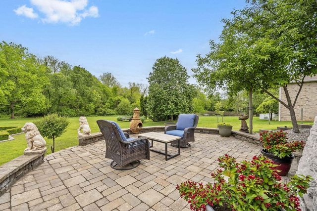 3550 W Morningside Place, Springfield, MO 65807