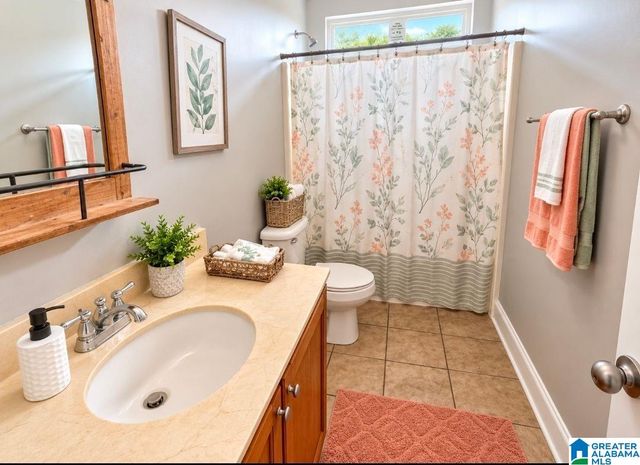 1460 OVERLOOK DRIVE, Trussville, AL 35173