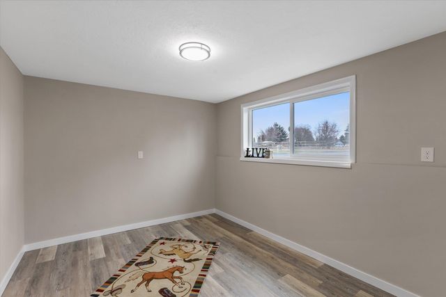 3317 N Malvern Rd, Otis Orchards, WA 99027