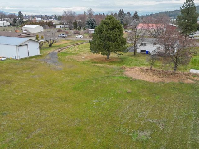 3317 N Malvern Rd, Otis Orchards, WA 99027