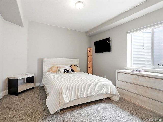 21560 E Union Place, Aurora, CO 80015