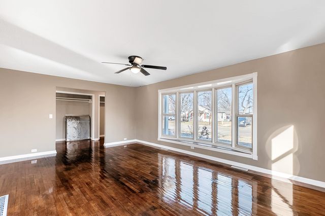 805 Willis Ave, Salina, KS 67401