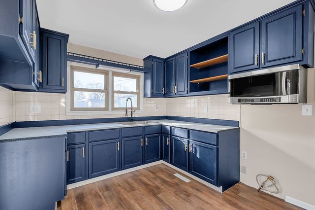 805 Willis Ave, Salina, KS 67401