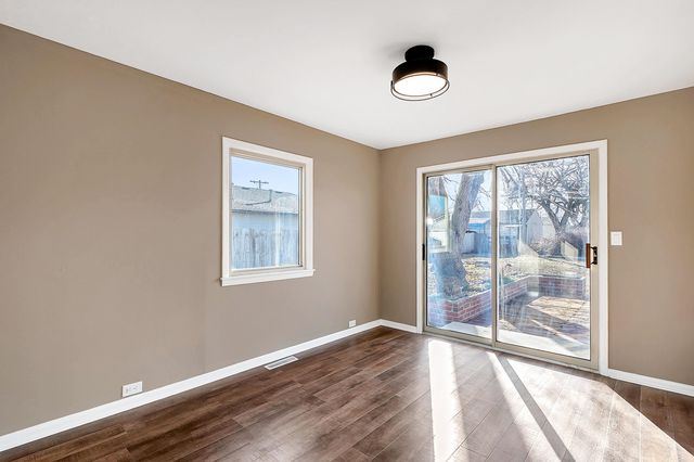 805 Willis Ave, Salina, KS 67401