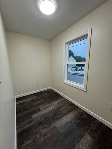 71 High St A, Milford, MA 01757