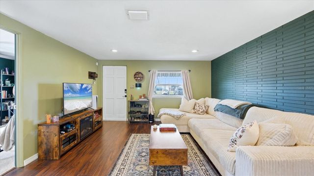 4130 57TH AVENUE N, St Petersburg, FL 33714