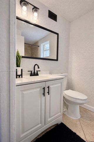 640 NW 16th St, Pompano Beach, FL 33060