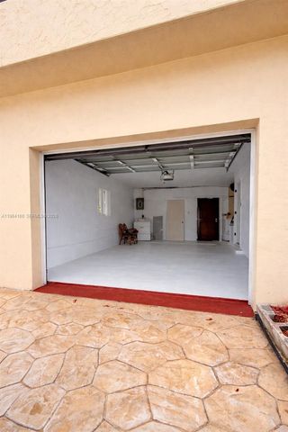 640 NW 16th St, Pompano Beach, FL 33060