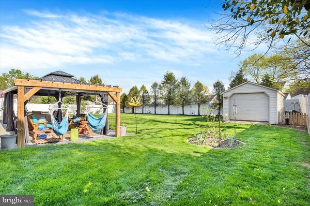 52 CARRIAGE RD, Palmyra, PA 17078