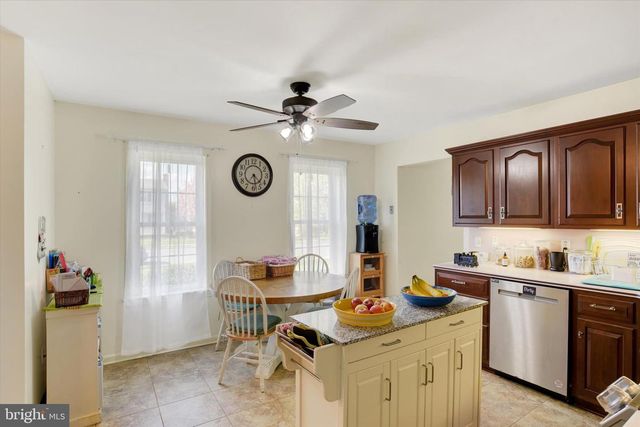 52 CARRIAGE RD, Palmyra, PA 17078