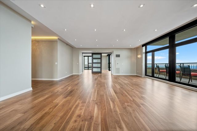1160 S Michigan Avenue 4101, Chicago, IL 60605
