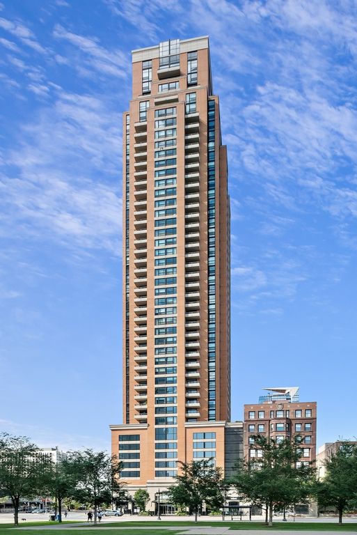 1160 S Michigan Avenue 4101, Chicago, IL 60605