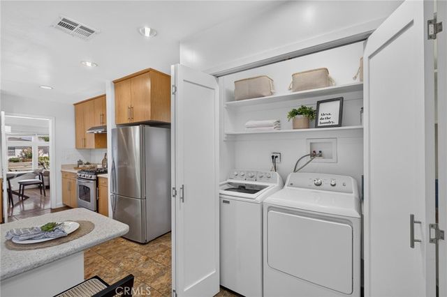 3411 S Cloverdale Avenue, Los Angeles, CA 90016