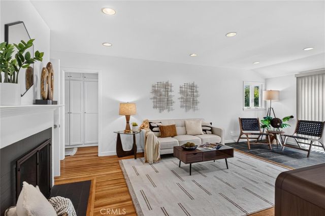 3411 S Cloverdale Avenue, Los Angeles, CA 90016