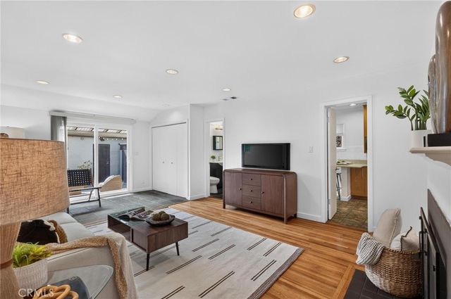3411 S Cloverdale Avenue, Los Angeles, CA 90016