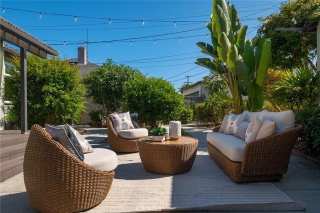 3411 S Cloverdale Avenue, Los Angeles, CA 90016