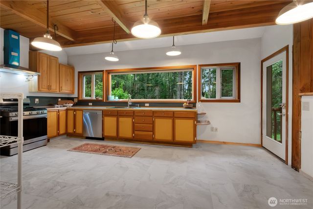 7229 Gallagher Cove Road NW, Olympia, WA 98502