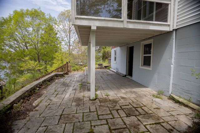 20 Shore Road, Somersworth, NH 03878
