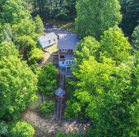 20 Shore Road, Somersworth, NH 03878