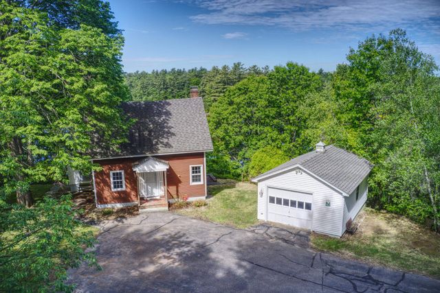 20 Shore Road, Somersworth, NH 03878
