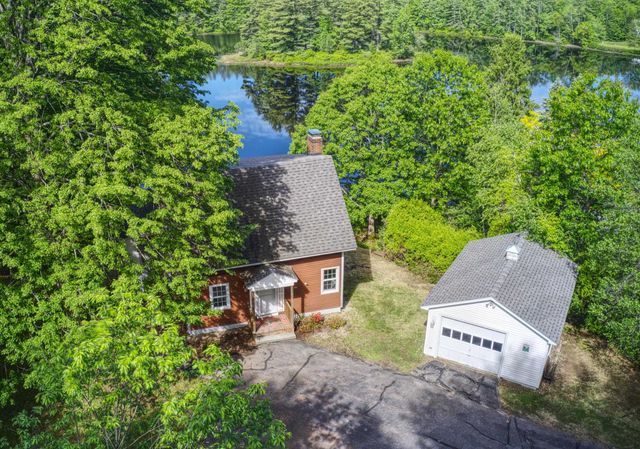 20 Shore Road, Somersworth, NH 03878