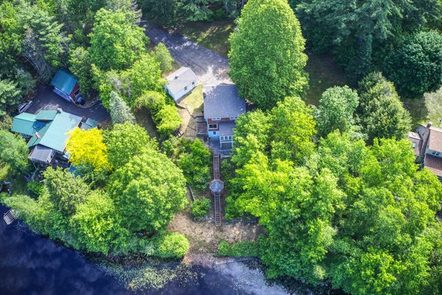 20 Shore Road, Somersworth, NH 03878