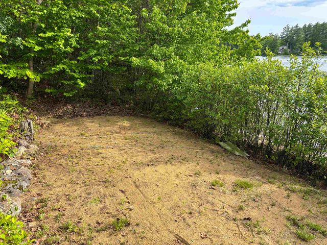 20 Shore Road, Somersworth, NH 03878