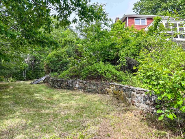 20 Shore Road, Somersworth, NH 03878