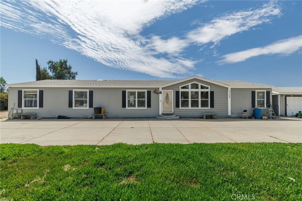 31559 Wolfskill, Nuevo, CA 92567 — photo 3