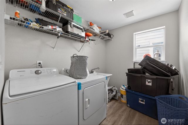 8811 E 188th Street, Puyallup, WA 98375