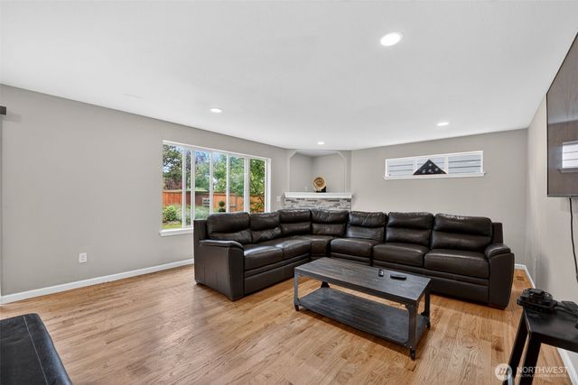 8811 E 188th Street, Puyallup, WA 98375