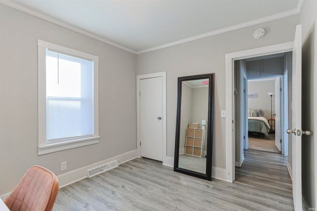 201 Prairie Avenue, Mishawaka, IN 46544