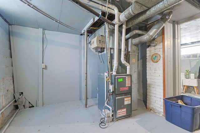 201 Prairie Avenue, Mishawaka, IN 46544