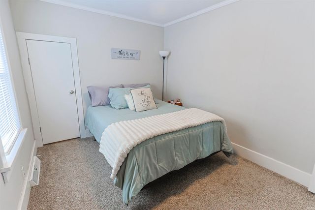 201 Prairie Avenue, Mishawaka, IN 46544