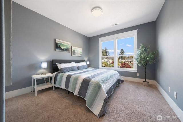 2036 NW 44th Avenue, Camas, WA 98607