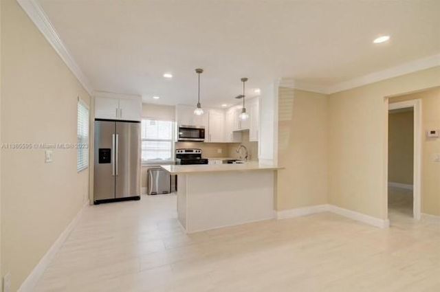 414 S Ocean Breeze, Lake Worth Beach, FL 33460