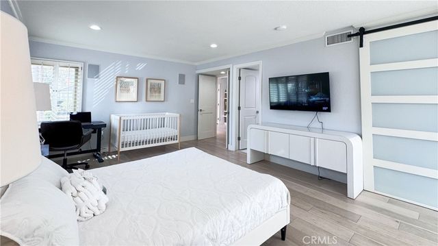 2 Ramada, Irvine, CA 92620