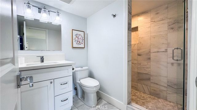 2 Ramada, Irvine, CA 92620