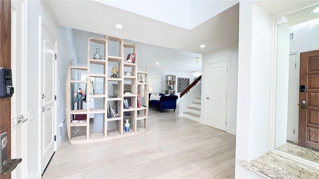 2 Ramada, Irvine, CA 92620
