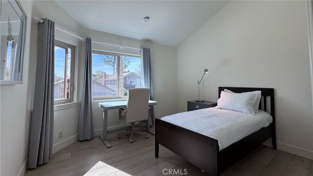 2 Ramada, Irvine, CA 92620