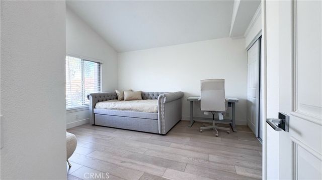 2 Ramada, Irvine, CA 92620